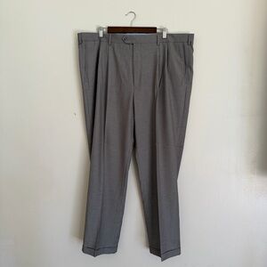 Roundtree & Yorke TravelSmart Gray Dress Pants Men’s 42x30 Wrinkle Resist – Spot